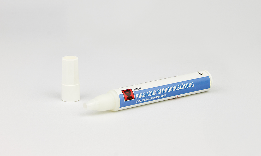CleHo_A24877_King_AQUAReinigungsloesung_1000x600